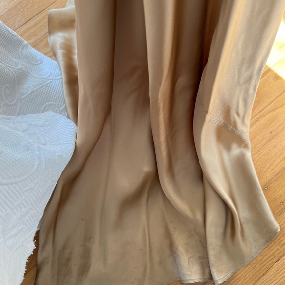 Boutique Golden Gown Maxi Dress Laundry By Shelli Segal - Picture 15 of 16